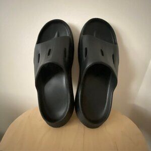 Hoka Ora Recovery Slide